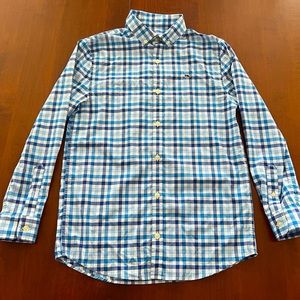 Vineyard Vines Performance button down shirt